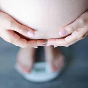 Topic 2: Mums Weight Gain Topic 2: Mums Weight Gain